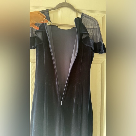 NWT Eliza J Ruffle Sleeve Velvet Cocktail Dress - Picture 13 of 14